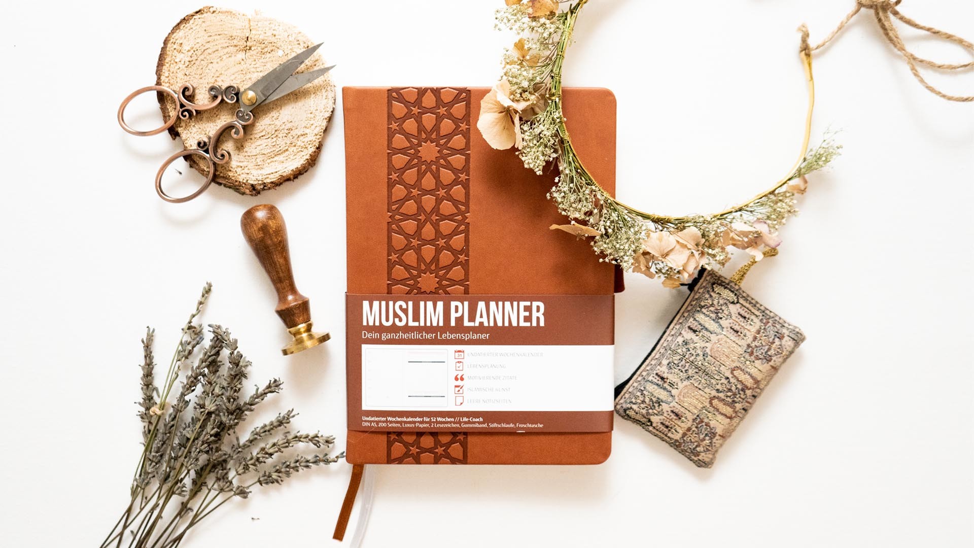 Muslim Planner / Foto - Esma Öncül (@rosephotography)
